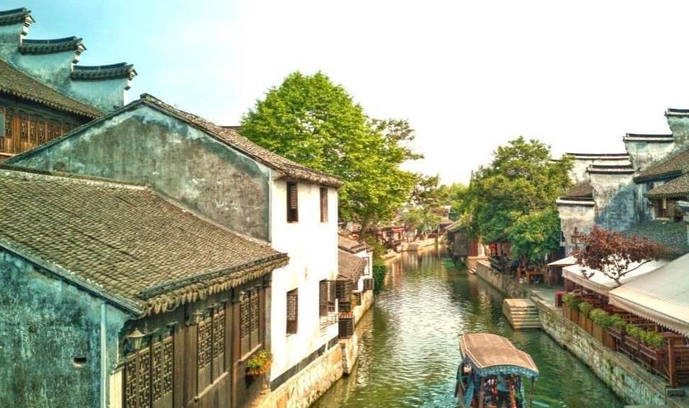 这位上将带6个孩子生活，再婚时怕孩子们“大闹天宫”，没让参加